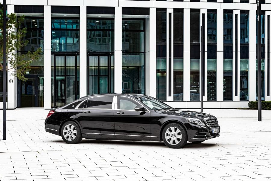  Mercedes-Maybach S600 Guard 2016 года  (фото 5 из 13)